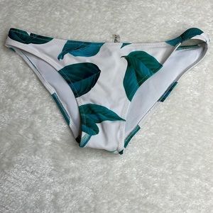 Cupshe White Bikini Bottom with Green Leaf pattern Size Small